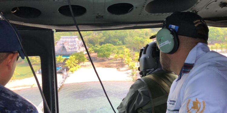 Continúan patrullajes aéreos de seguridad en el país