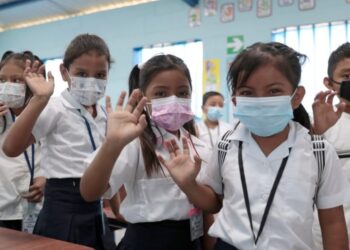 Estudiantes de la Quebrada Honda, Jalapa.