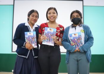 Subrayan importancia de involucrar a las niñas en las TIC