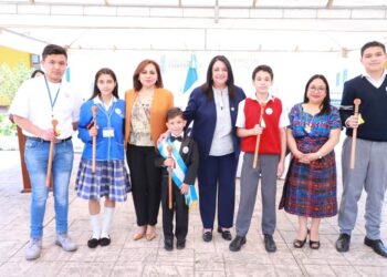 Gobiernos escolares 2023 toman posesión