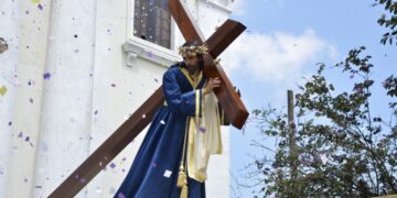 Jesús del Consuelo recorre las calles del Centro Histórico