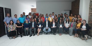 Realizan segunda sesión presencial de la maestría de políticas educativas para docentes guatemaltecos