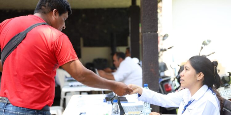 Gobierno facilita oportunidades laborales a habitantes de Alta Verapaz