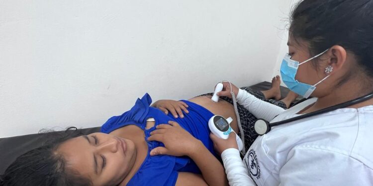 IGSS y Ministerio de Salud brindaron atención a miles de guatemaltecos durante la Semana Mayor. /Foto: MSPAS