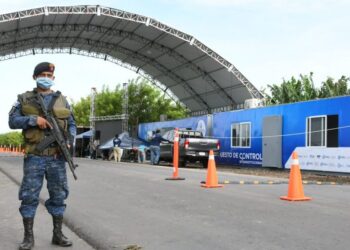 Puestos de control buscan detectar casos de defraudación aduanera. /Foto: DCA