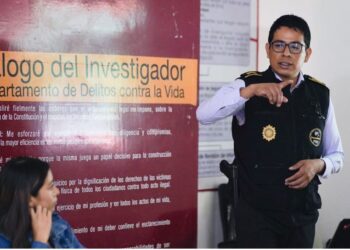 PNC brinda capacitación a estudiantes de la Usac