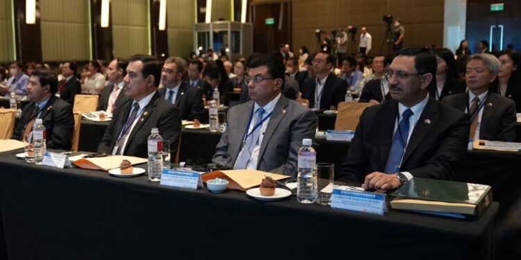 Autoridades guatemaltecas presentan al país como atractivo de inversión en China (Taiwán)