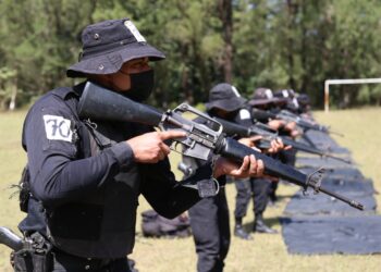 Se inicia el 24 curso del comando de operaciones antinarcóticas