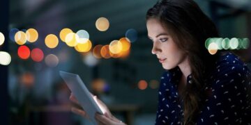 Buscan mejorar las capacidades de maestros en cuanto a inteligencia artificial. /Foto: DCA