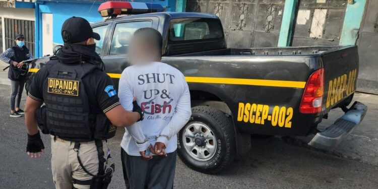 Desarrollan allanamientos contra estructuras dedicadas a extorsiones