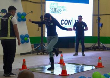 Capacitan a repartidores de comida rápida para reducir siniestralidad vial