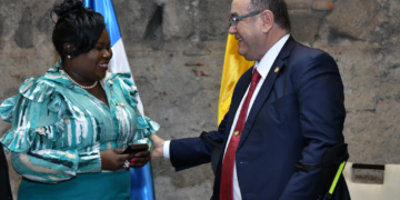 Guatemala y San Vicente y las Granadinas fortalecen la relación bilateral.