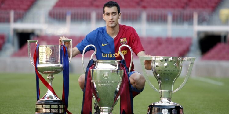 Sergio Busquets le dice adiós al Barcelona tras 18 años