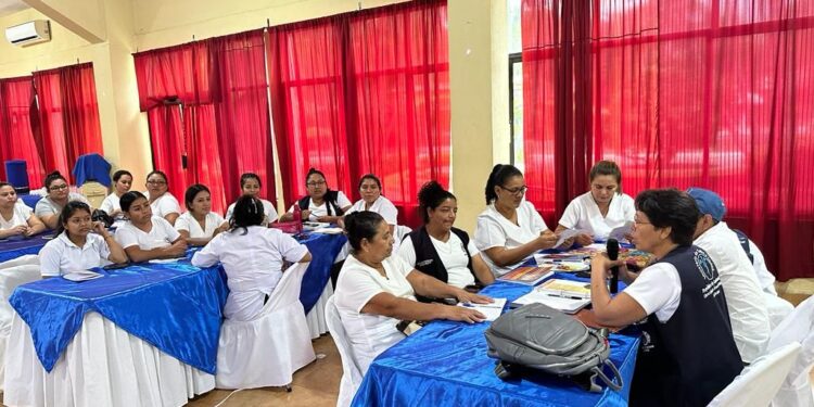 Fortalecen las capacidades del personal del área de Salud de Zacapa