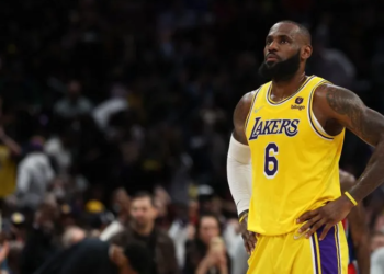 Los Nuggets de Jokić ponen contra la pared a los Lakers de LeBron James
