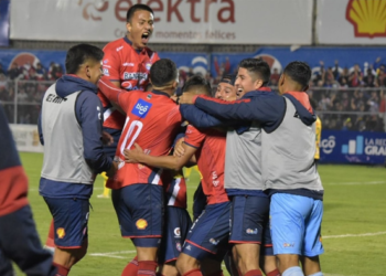 Xelajú MC obtiene la sexta luna en una noche histórica