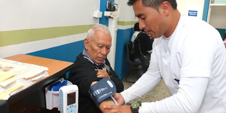 Comparten información sobre la hipertensión