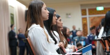 Reiteran compromiso para la promoción de becas en el extranjero