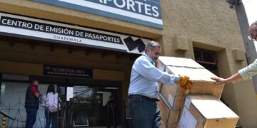 Envían más de 15 mil cartillas para la emisión de pasaportes en EE. UU.