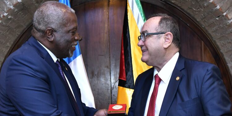 Diálogo fortalece relaciones con Guyana