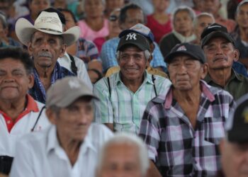 Programa del Adulto Mayor aumenta número de beneficiarios en Flores, Petén