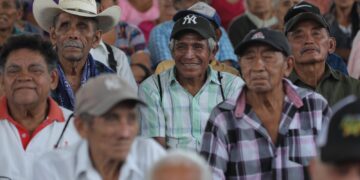 Programa del Adulto Mayor aumenta número de beneficiarios en Flores, Petén