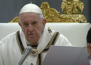 El Papa pide que el miedo no haga cerrar las puertas al extranjero o al diferente