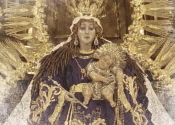 Procesión de La Rosa, una manifestación mariana de mayo