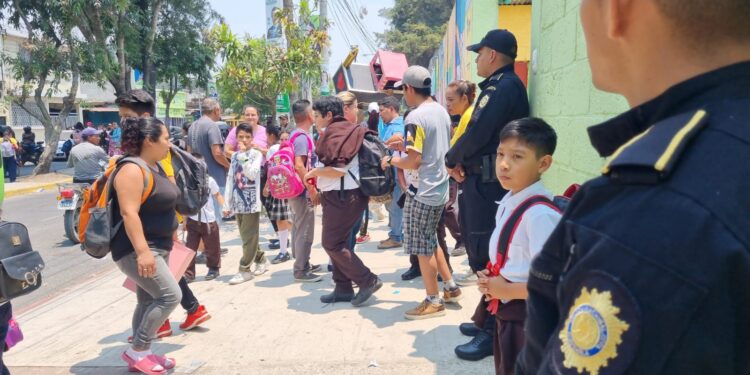 PNC mantiene acciones para prevenir delitos contra la niñez y adolescencia