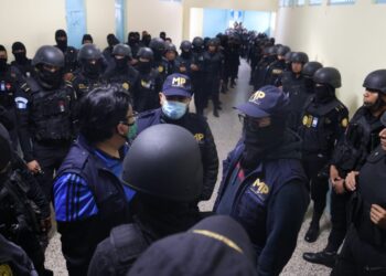 Ejecutan más de 70 allanamientos y requisas contra pandillas