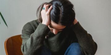 Investigan el dolor crónico en el cerebro.