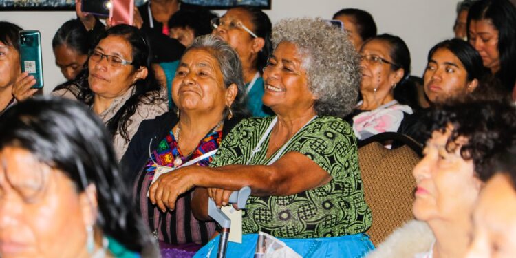 Encuentro Regional de Comadronas Intercambio de Buenas Prácticas en Salud y Prevención de la Violencia.