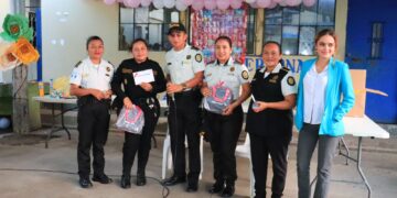 PNC se une a la conmemoración del Día de la Madre