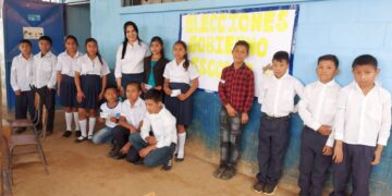 Fomentan participación cívica en estudiantes de San Pedro Pinula, Jalapa