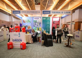 Empresas con sello blanco participaron en el evento. /Foto: Mineco