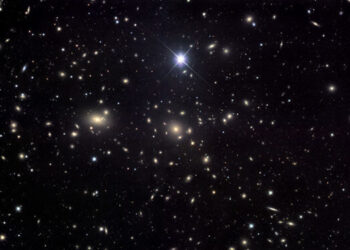 Detectan, en primicia, una estrella mientras se traga un planeta