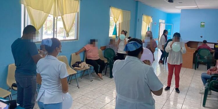Talleres sobre salud mental en Hospital de San Benito Petén. /Foto: MSPAS