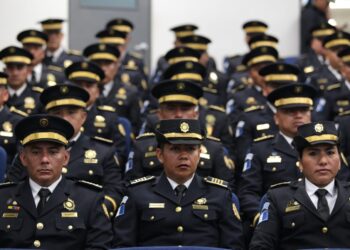 Clausuran octavo curso de formación de oficial tercero de policía
