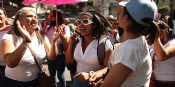 Política y reivindicaciones salariales se mezclan este primero de mayo