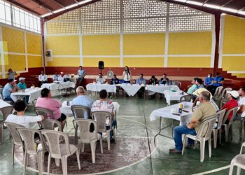 Firman pacto de no agresión en el marco del proceso electoral en Jalapa