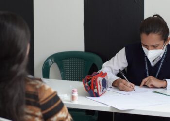 Desarrollan jornada médica en beneficio de salud de los huehuetecos