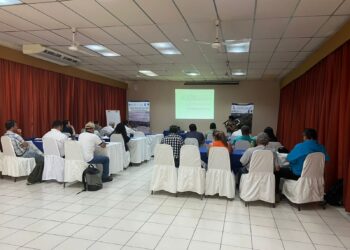Desarrollan segundo taller dirigido a integrantes de la parte baja de la cuenca del río Motagua