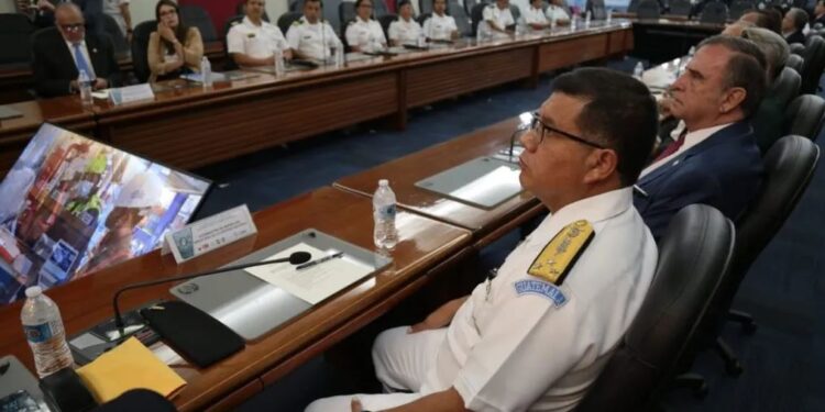 Garantizan protección y seguridad marítima en el país