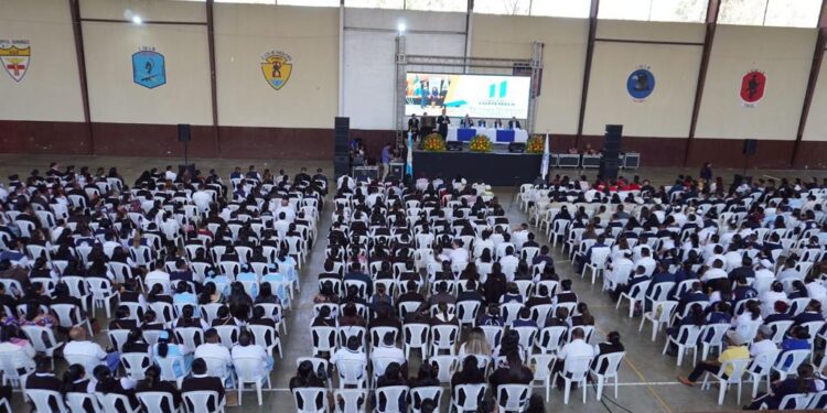 Confirman más de mil 200 plazas a renglón 011 en Huehuetenango