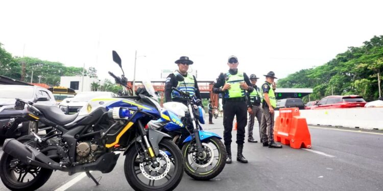 Dan cumplimiento a nuevas restricciones en autopista Palín-Escuintla