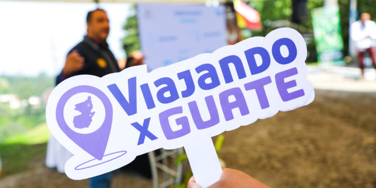 Proyecto Viajando por Guate promueve el turismo local. /Foto: INGUAT
