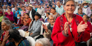 Más adultos mayores de Chimaltenango fueron incluidos al PAM.