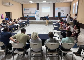 Fortalecen proyectos de desarrollo en Jalapa