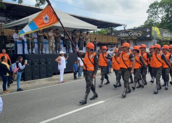 Brigada de Infantería de Zacapa efectúa desfile por Día del Ejército