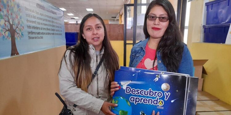 Continúa entrega de material pedagógico en San Marcos